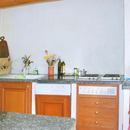 Sleeps 10 Pool Villa *